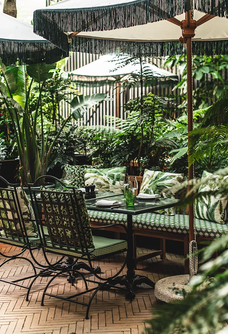 Bougain Restaurant & Garden Bar