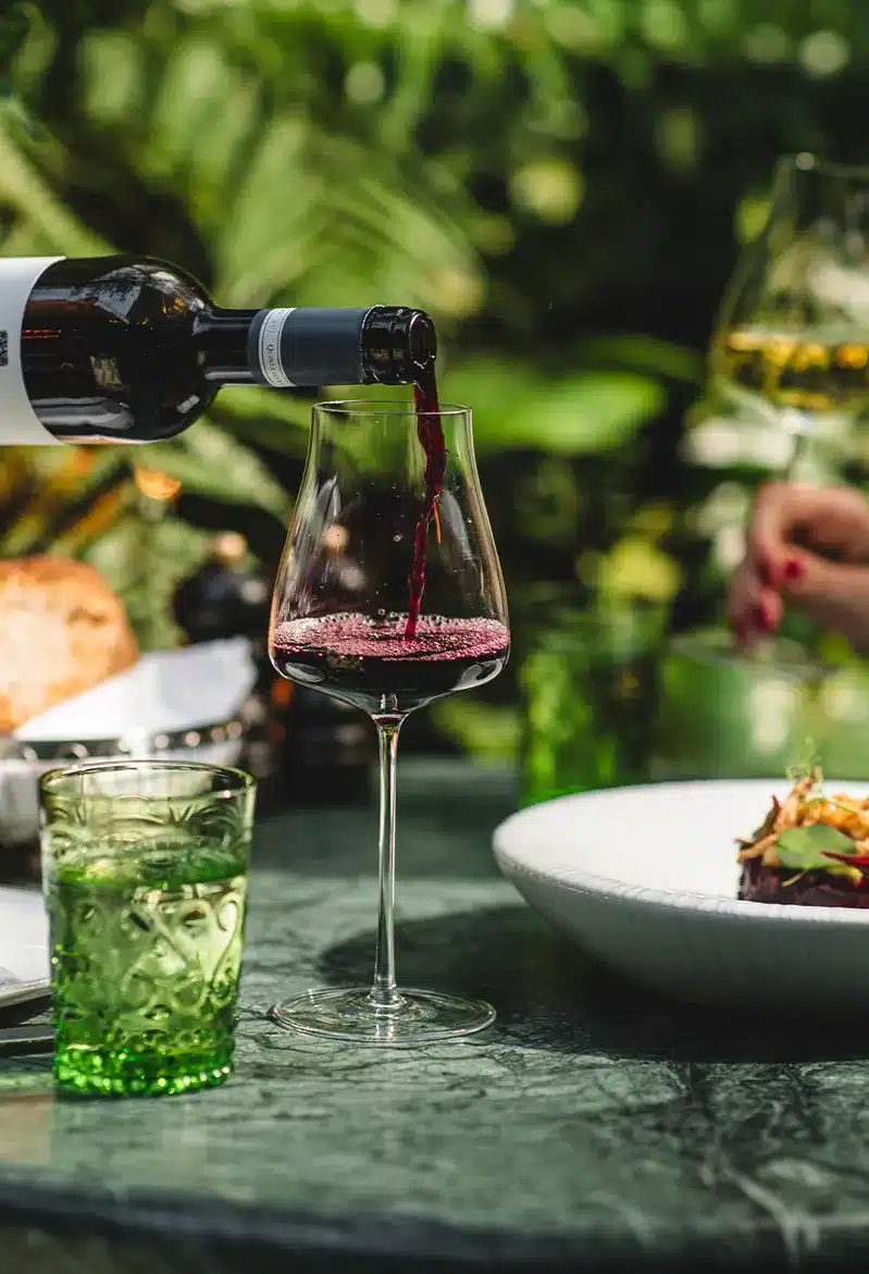 Bougain Restaurant & Garden Bar