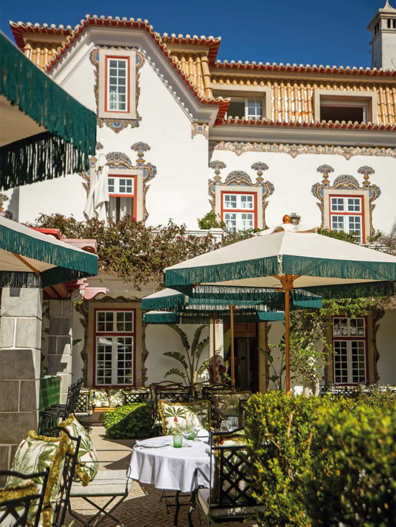 Bougain Restaurant & Garden Bar