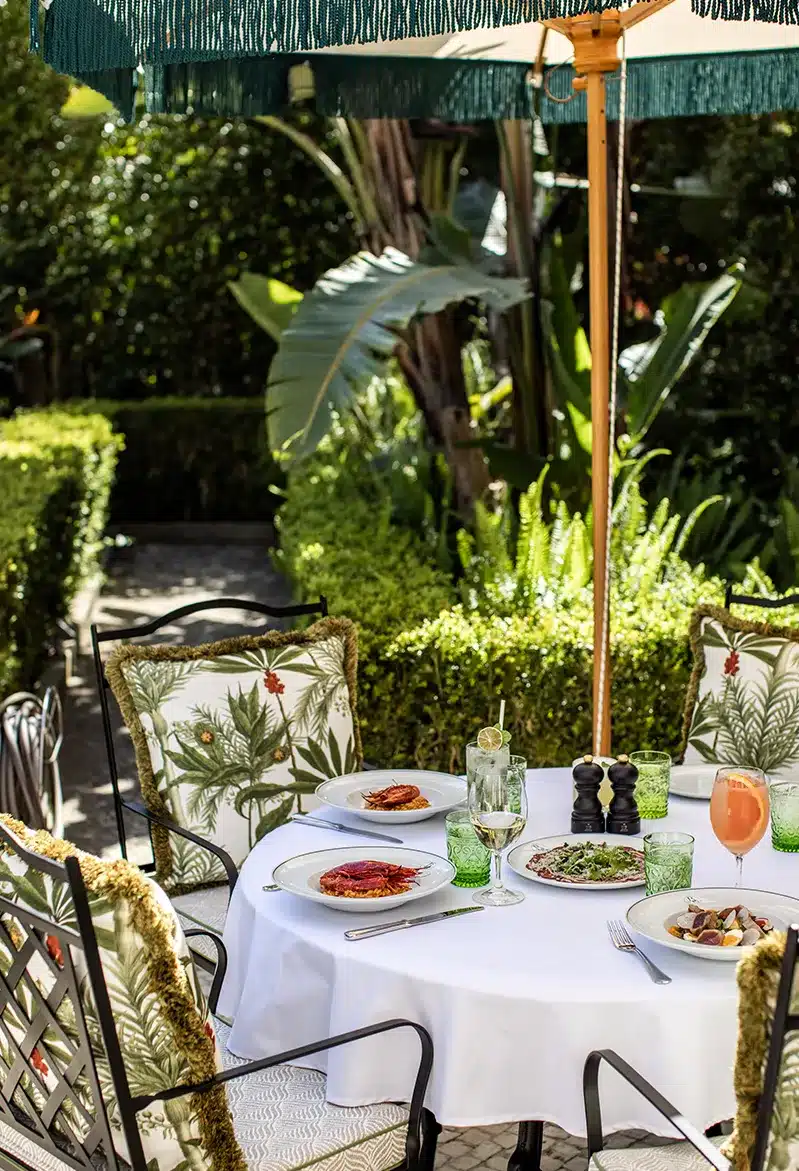 Bougain Restaurant & Garden Bar